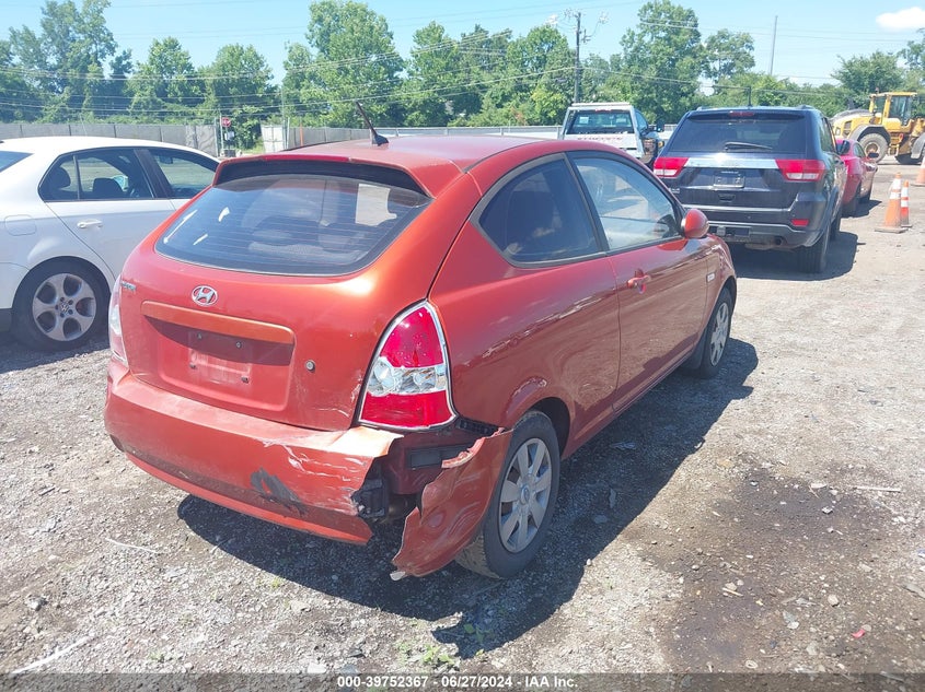 2007 Hyundai Accent Gs VIN: KMHCM36CX7U054506 Lot: 39752367