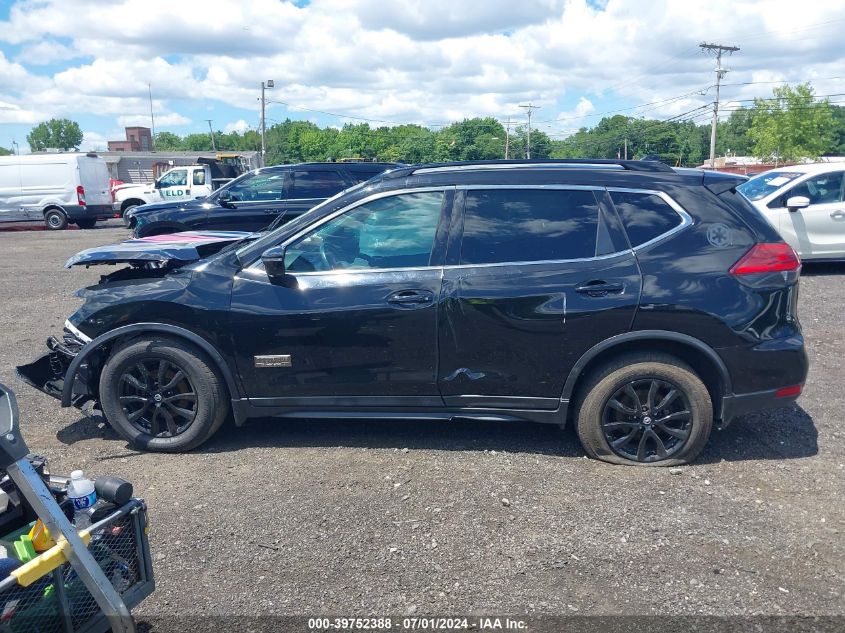 2017 Nissan Rogue Sv VIN: 5N1AT2MT0HC758230 Lot: 39752388