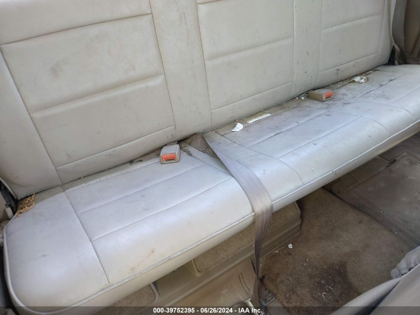 1994 Chevrolet Gmt-400 K1500 VIN: 2GBEK19K3R1327346 Lot: 39752395