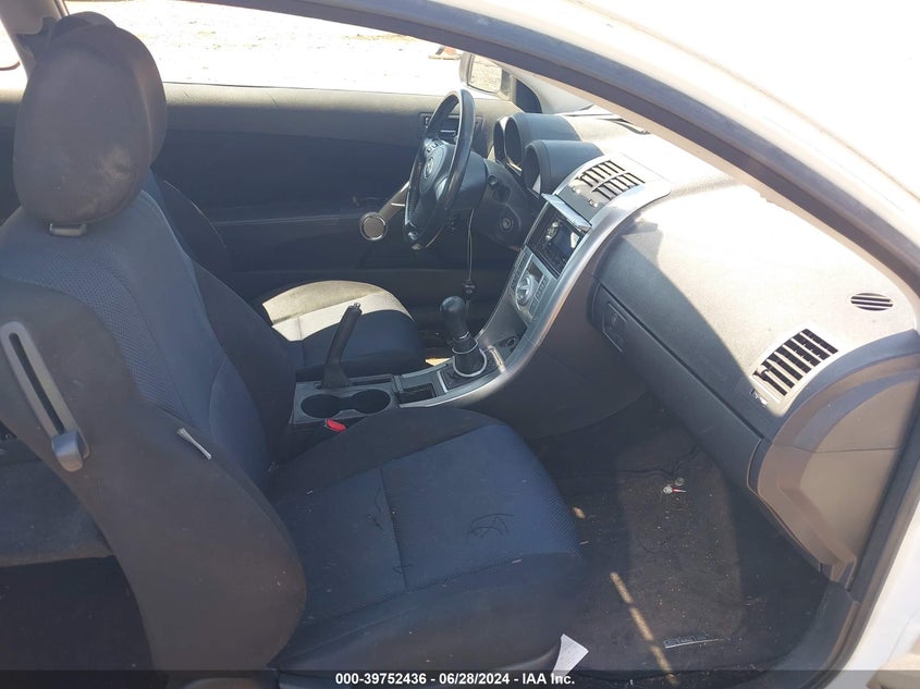 2010 Scion Tc VIN: JTKDE3B79A0321740 Lot: 39752436