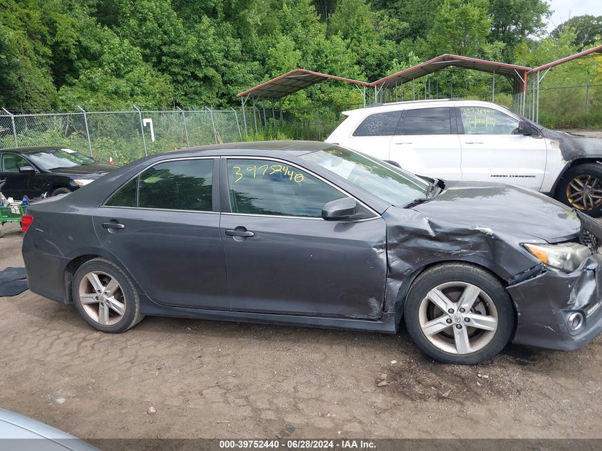 2012 Toyota Camry Se/Le/Xle VIN: 4T1BF1FK0CU15955 Lot: 39752440