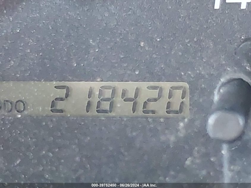 2004 Toyota Highlander V6 VIN: JTEEP21A740058340 Lot: 39752450