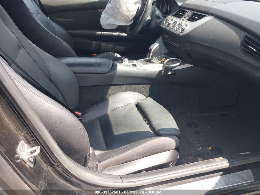 2015 BMW Z4 Sdrive35Is VIN: WBALM1C56FE634629 Lot: 39752681