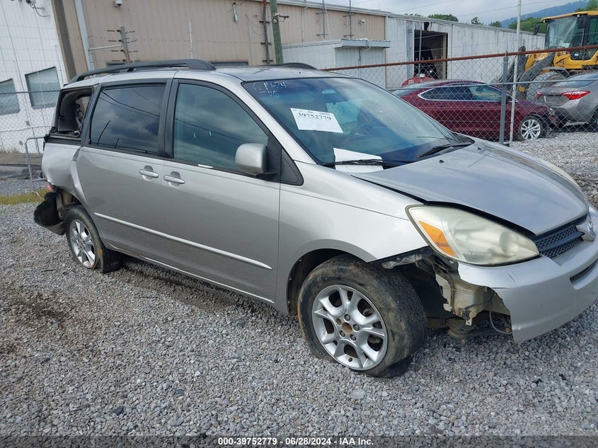2005 TOYOTA SIENNA