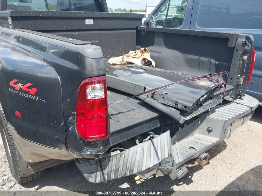 2008 Ford F-350 Super Duty VIN: 1FTWW33R98ED01255 Lot: 39752799