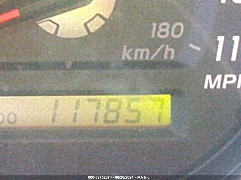 2004 Toyota 4Runner Limited V6 VIN: JTEBU17R748021034 Lot: 39752874