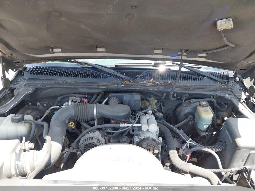 2002 Chevrolet Silverado 1500 VIN: 1GCEC14W42Z168644 Lot: 39752898