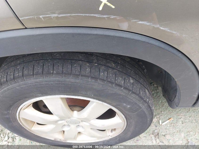 2011 Kia Sorento Lx VIN: 5XYKTDA18BG036837 Lot: 39753006