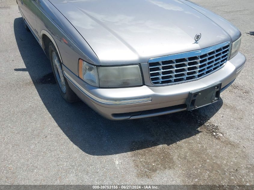 1999 Cadillac Deville Standard VIN: 1G6KD54Y0XU721791 Lot: 39753155