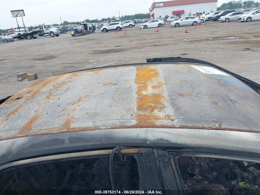 2021 TOYOTA CAMRY SE - 4T1G11AK1MU522163