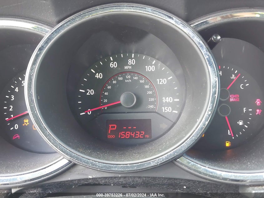 2011 Kia Sorento Lx VIN: 5XYKT3A1XBG011934 Lot: 39753226