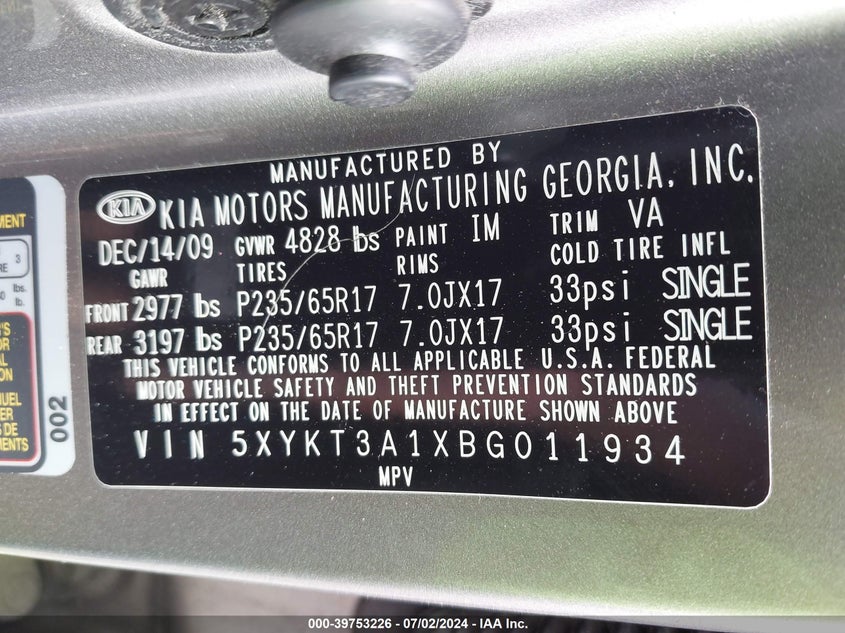 2011 Kia Sorento Lx VIN: 5XYKT3A1XBG011934 Lot: 39753226