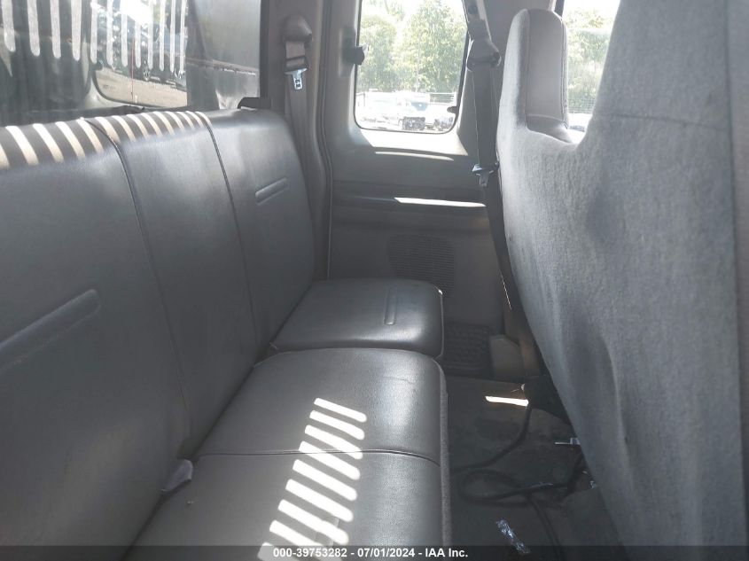 2004 Ford F-450 Lariat/Xl/Xlt VIN: 1FDXX47PX4EC88361 Lot: 39753282