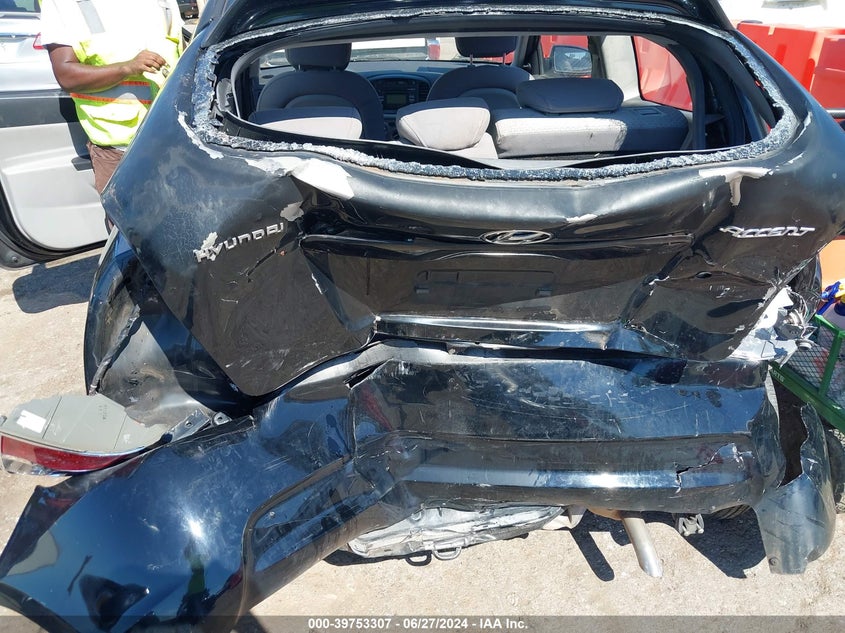 2009 Hyundai Accent Gs VIN: KMHCM36C89U126614 Lot: 39753307