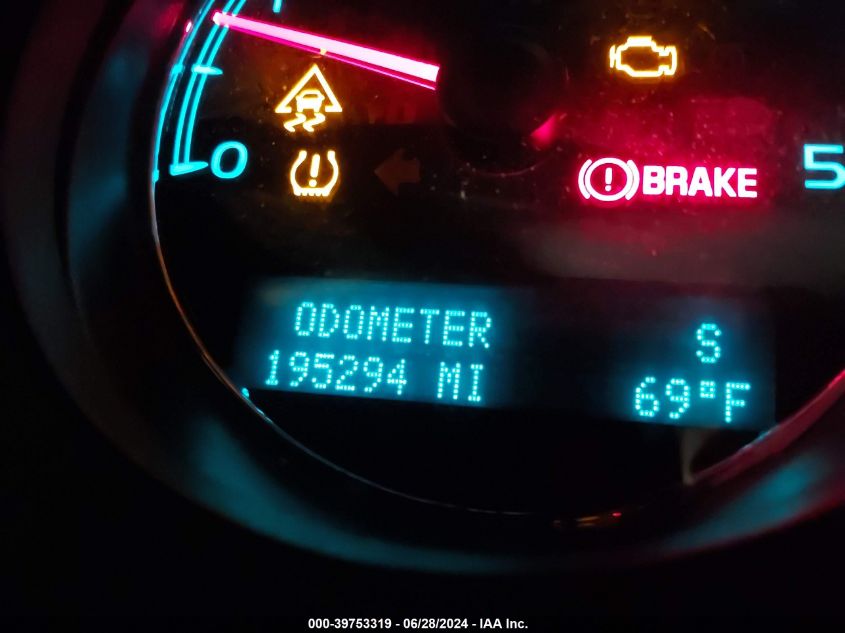 2011 GMC Sierra 2500Hd K2500 Slt VIN: 1GT221C80BZ163594 Lot: 39753319