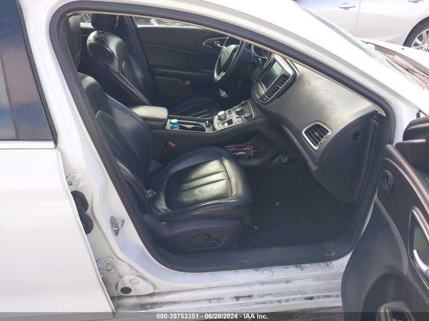 2016 CHRYSLER 200 LIMITED - 1C3CCCAB8GN195708