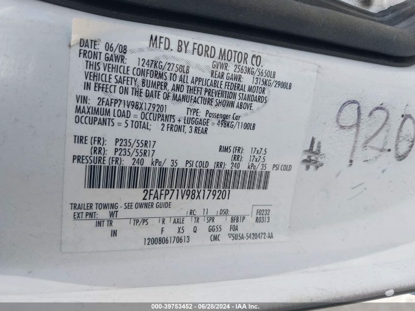 2008 Ford Crown Victoria Police/Police Interceptor VIN: 2FAFP71V98X179201 Lot: 39753452