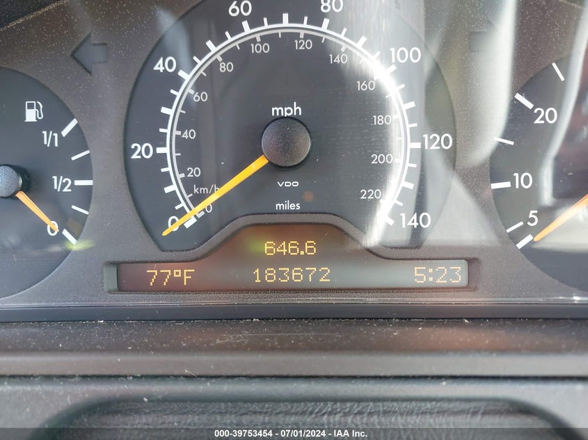 1996 Mercedes-Benz E 300D VIN: WDBJF20F0TJ021236 Lot: 39753454