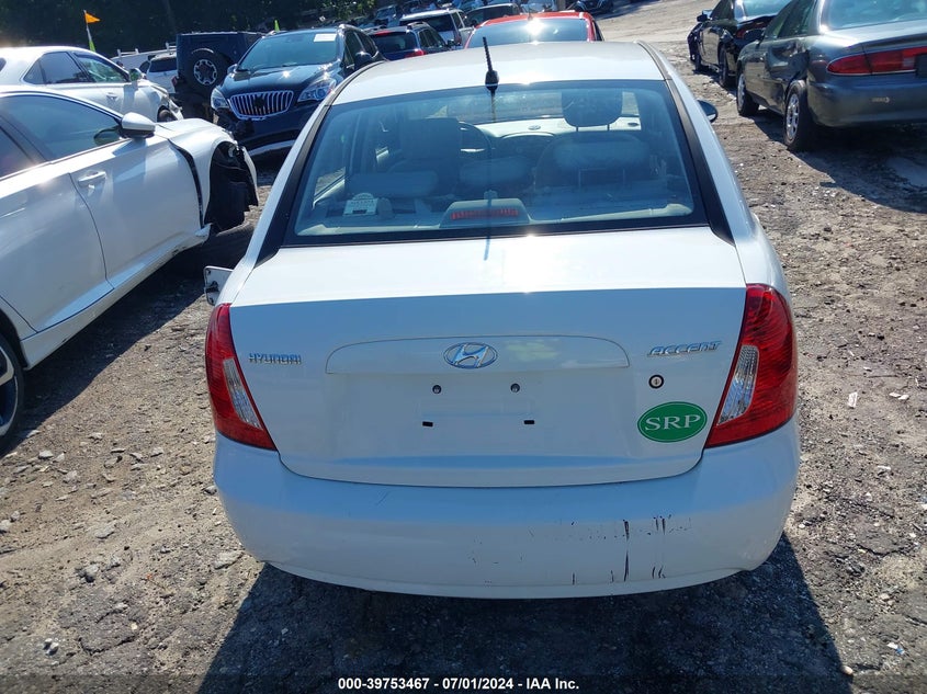 2008 Hyundai Accent Gls VIN: KMHCN46C58U189929 Lot: 39753467