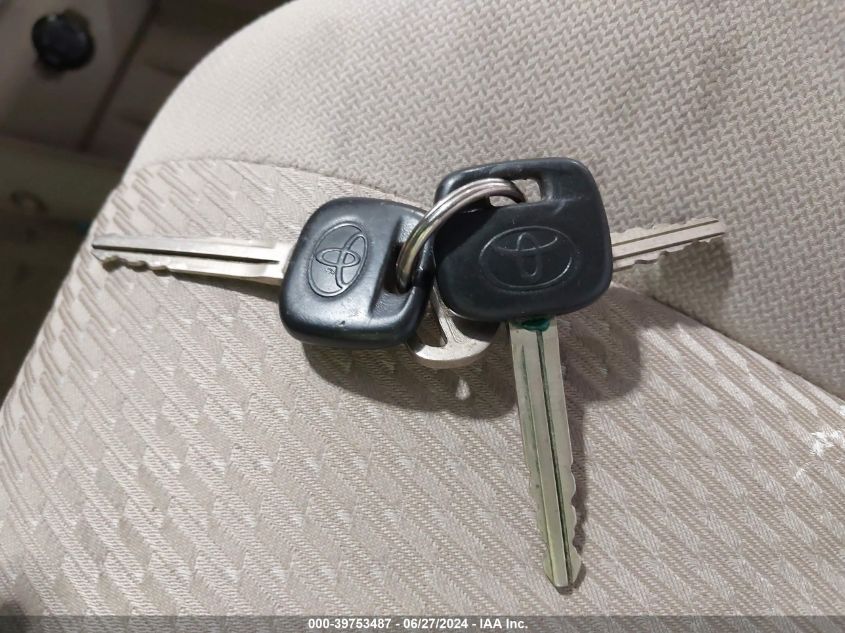 2006 Toyota Highlander VIN: JTEGD21A060152984 Lot: 39753487