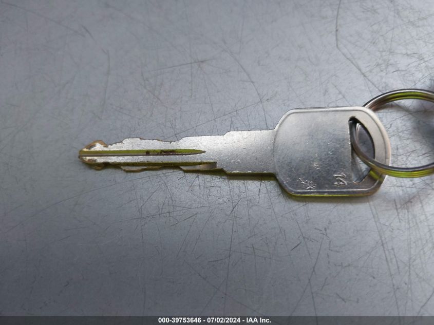 2005 Chevrolet Tahoe Z71 VIN: 1GNEK13T95R113726 Lot: 39753646