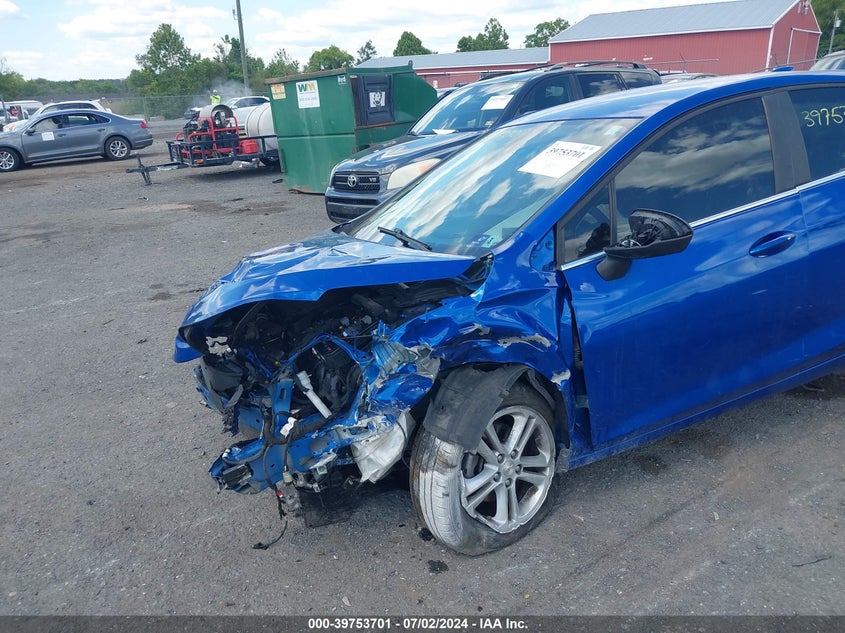 2018 CHEVROLET CRUZE LT - 1G1BE5SM2J7222175