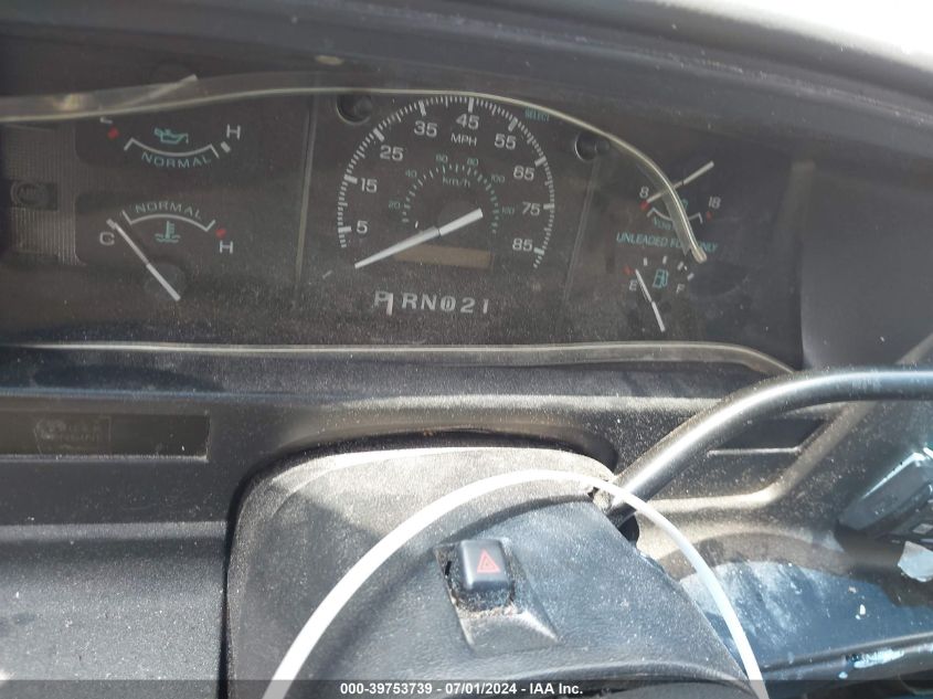 1996 Ford Econoline E350 Super Duty VIN: 1FBJS31H6THB11926 Lot: 39753739