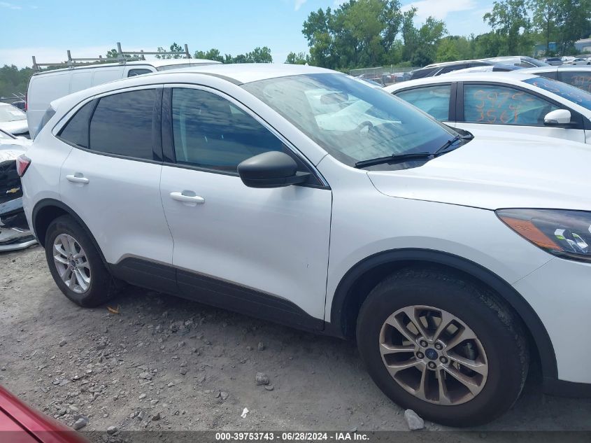 2022 Ford Escape Se VIN: 1FMCU9G68NUB13660 Lot: 39753743
