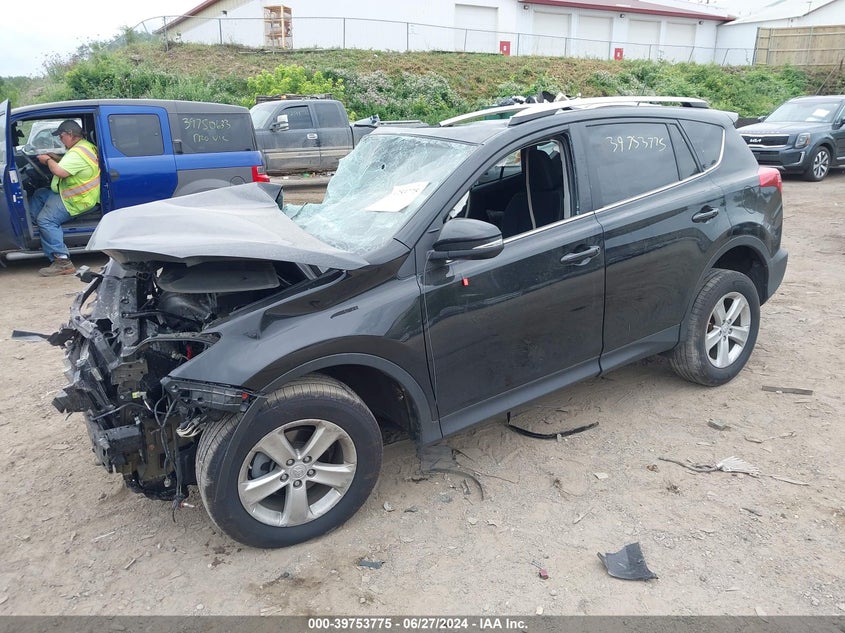 2014 TOYOTA RAV4 XLE - 2T3RFREV6EW210359