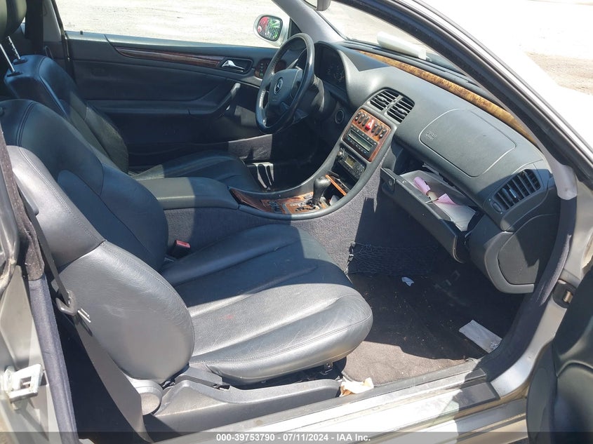 1999 Mercedes-Benz Clk 430 VIN: WDBLJ70G1XF068054 Lot: 39753790