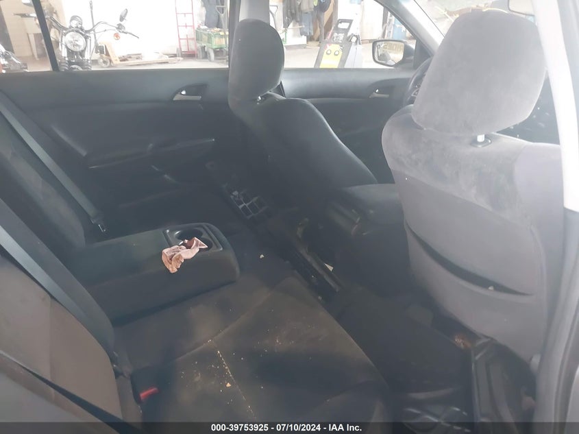 2010 Honda Accord Lx VIN: 1HGCP2F36AA068015 Lot: 39753925