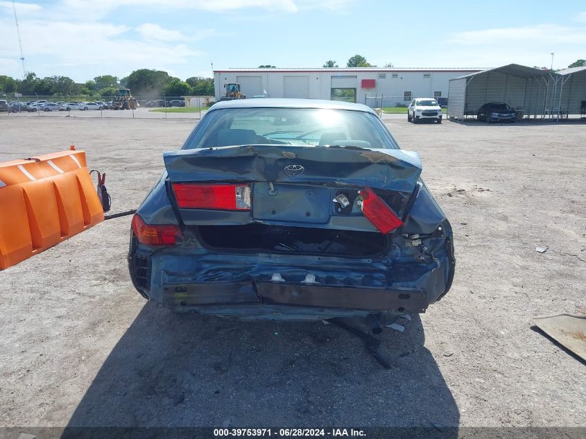 2000 Toyota Camry Le VIN: 4T1BG22K1YU958949 Lot: 39753971