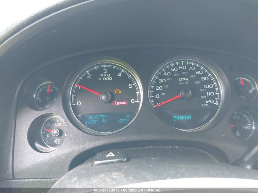 2011 Chevrolet Tahoe Lt VIN: 1GNSCBE01BR343555 Lot: 39753972