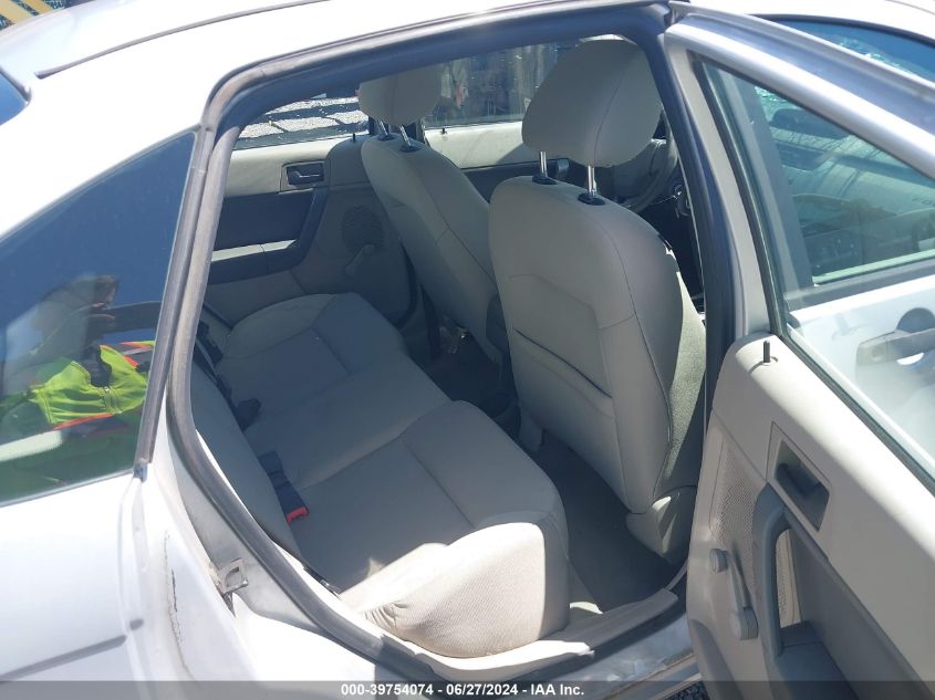 2008 Ford Focus S VIN: 1FAHP34N08W284914 Lot: 39754074