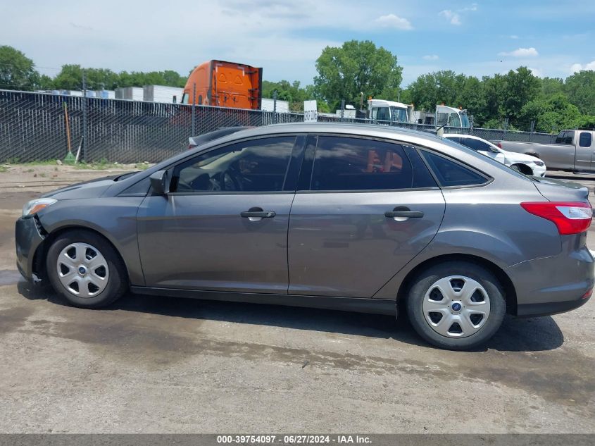 2012 Ford Focus S VIN: 1FAHP3E26CL257330 Lot: 39754097