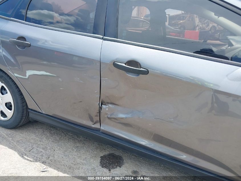 2012 Ford Focus S VIN: 1FAHP3E26CL257330 Lot: 39754097