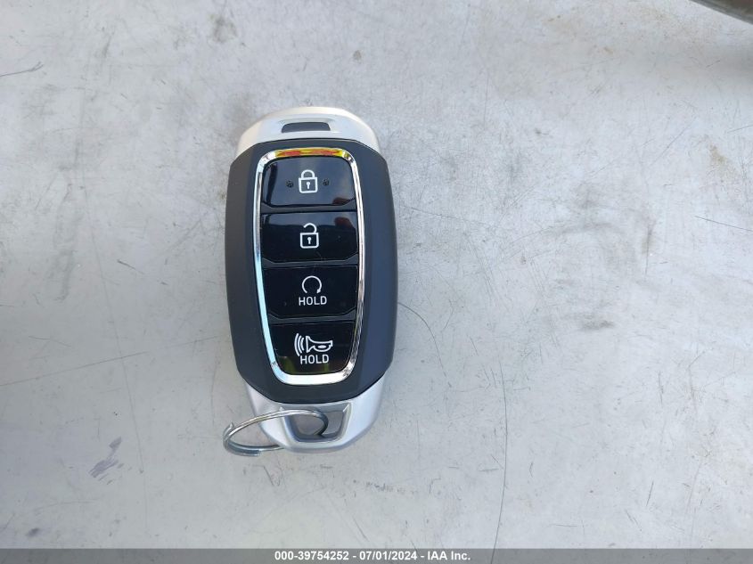 2023 Hyundai Venue Limited VIN: KMHRC8A39PU232360 Lot: 39754252