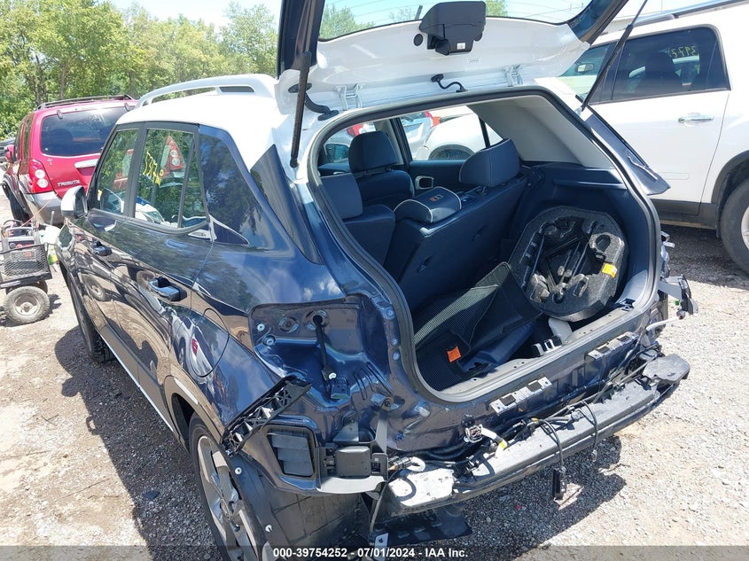 2023 Hyundai Venue Limited VIN: KMHRC8A39PU232360 Lot: 39754252