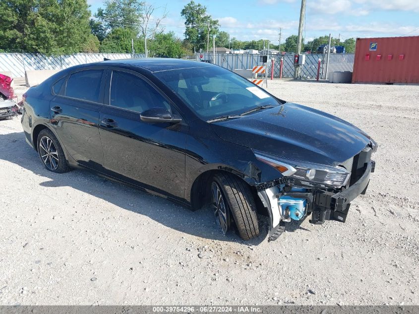 3KPF24ADXPE589427 2023 KIA FORTE - Image 1