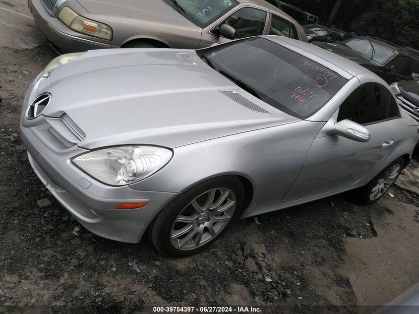 2006 Mercedes-Benz Slk 350 VIN: WDBWK56F96F101460 Lot: 39754397