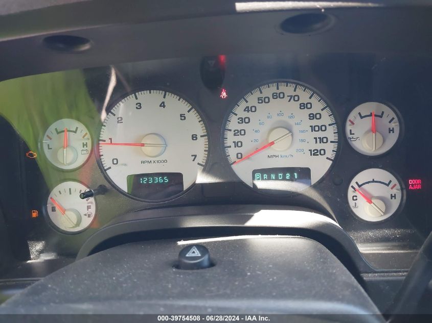 2005 Dodge Ram 1500 Slt/Laramie VIN: 1D7HU18N15J596921 Lot: 39754508