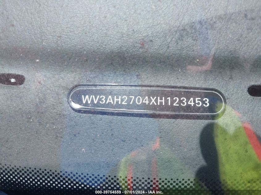 1999 Volkswagen Eurovan Mv VIN: WV3AH2704XH123453 Lot: 39754559