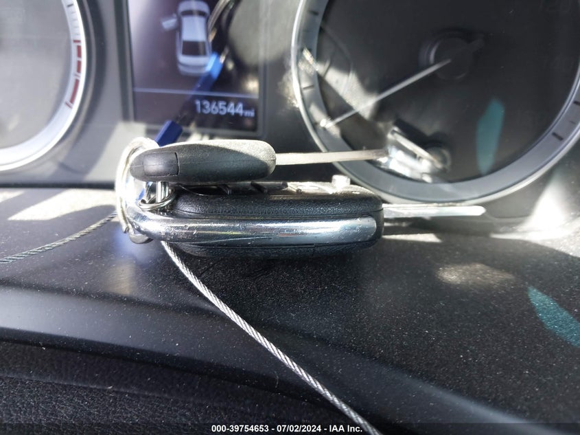 VIN 5NPE24AF2JH612263 2018 HYUNDAI SONATA SE