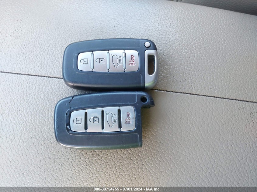 2011 Kia Sorento Ex V6 VIN: 5XYKUDA26BG060821 Lot: 39754755