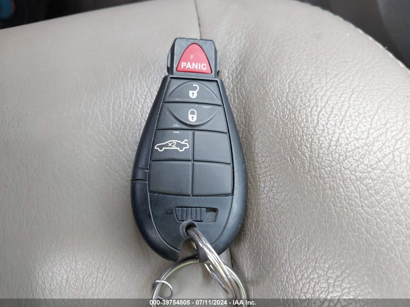 2008 Chrysler 300 Lx VIN: 2C3KA43R48H123884 Lot: 39754805