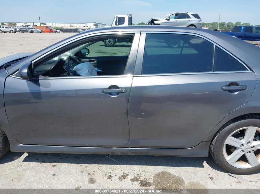 2013 Toyota Camry Se VIN: 4T1BF1FK4DU292770 Lot: 39754821