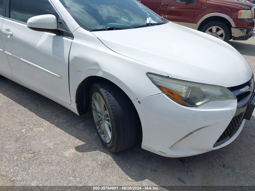 2015 Toyota Camry Se VIN: 4T1BF1FK1FU090875 Lot: 39754901
