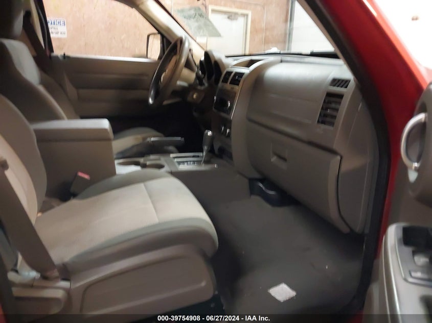 2008 Dodge Nitro Sxt VIN: 1D8GU28K58W203996 Lot: 39754908