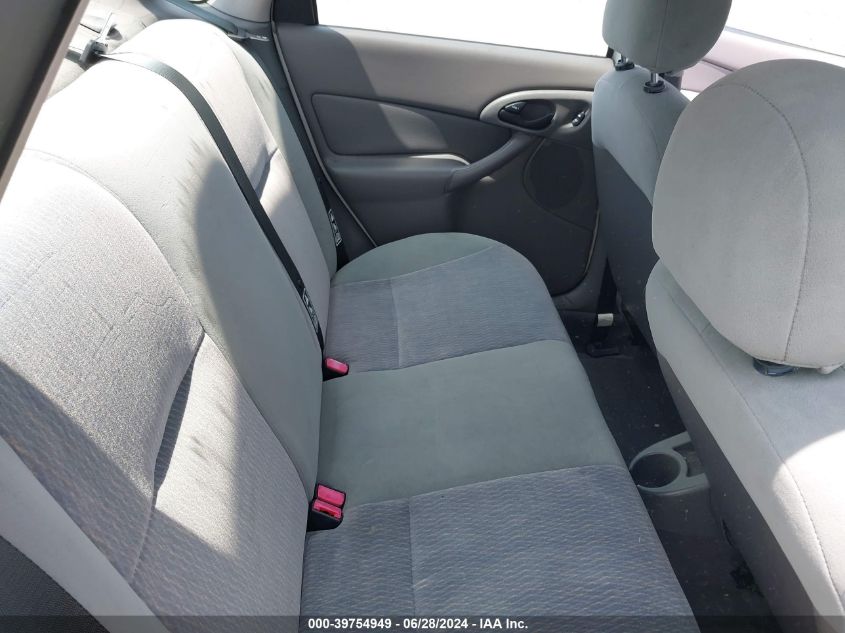 2000 Ford Focus Se VIN: 1FAFP34P3YW256954 Lot: 39754949