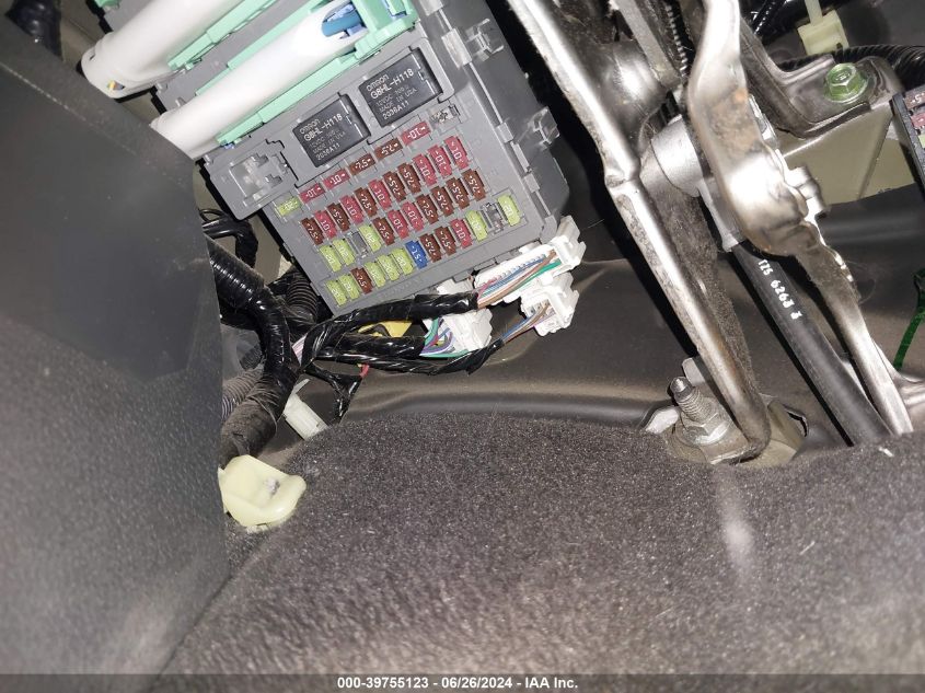 2017 Honda Pilot Elite VIN: 5FNYF6H08HB001788 Lot: 39755123